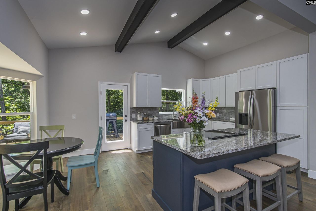 363 Langford Road Photo 9