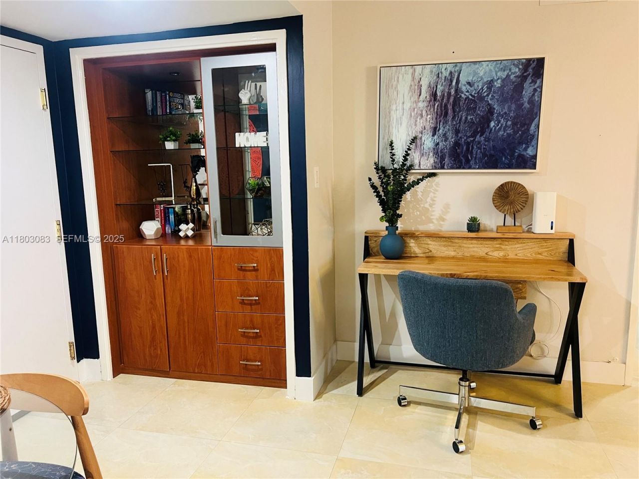 5225 Collins Ave, Unit 914, Miami Beach, FL 33140 Photo