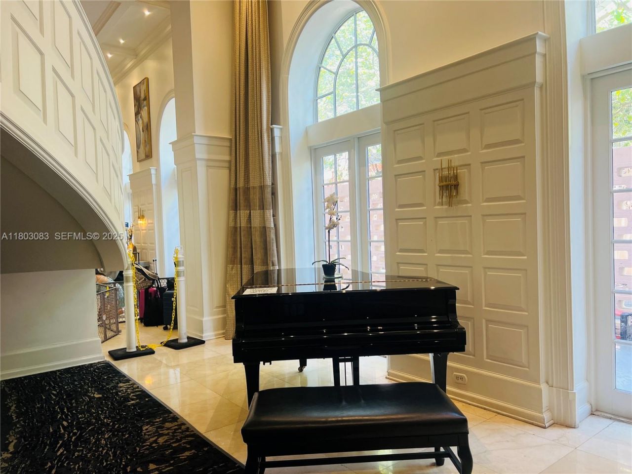 5225 Collins Ave, Unit 914, Miami Beach, FL 33140 Photo