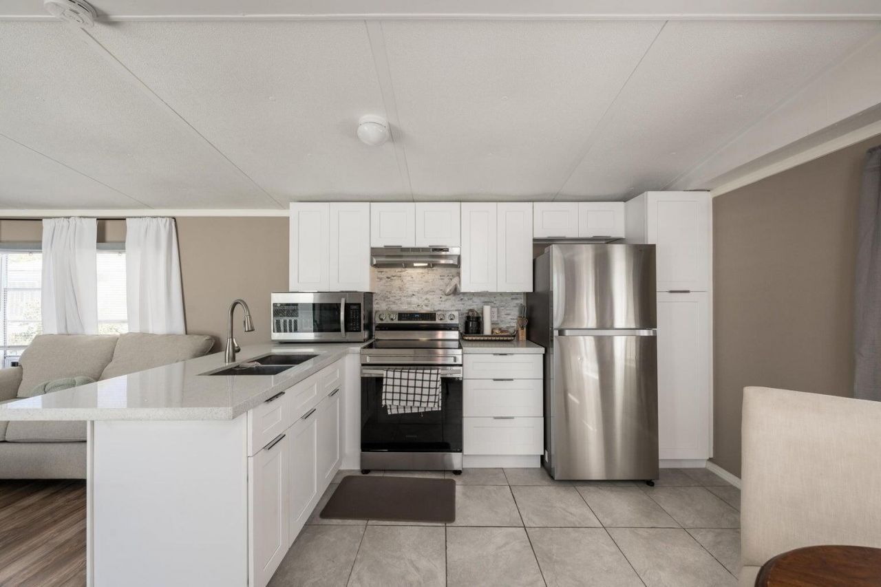 27942 Snapper Lane, Little Torch Key, FL 33042 Photo