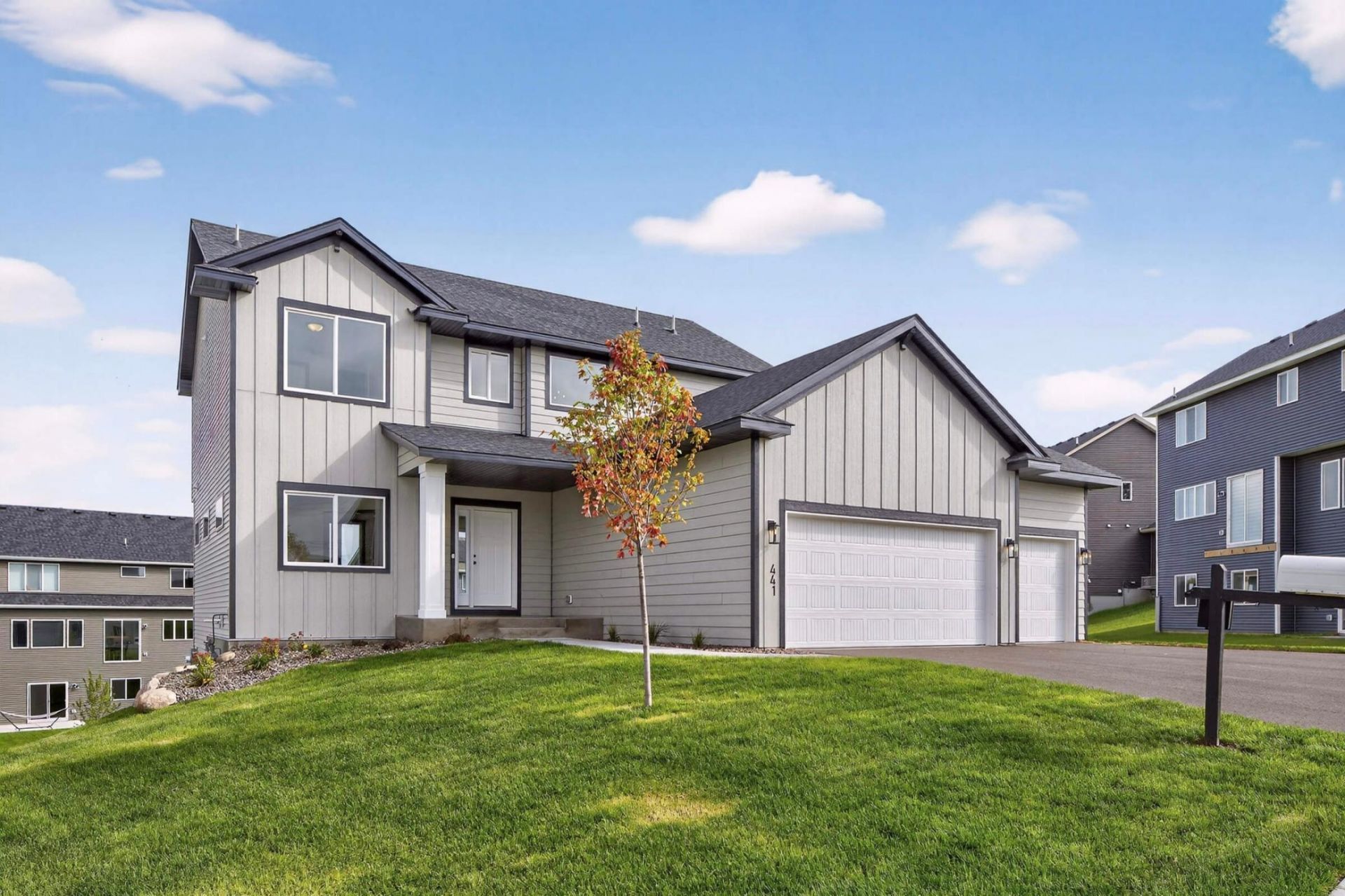 441 Mario Drive, Vadnais Heights, MN 55127