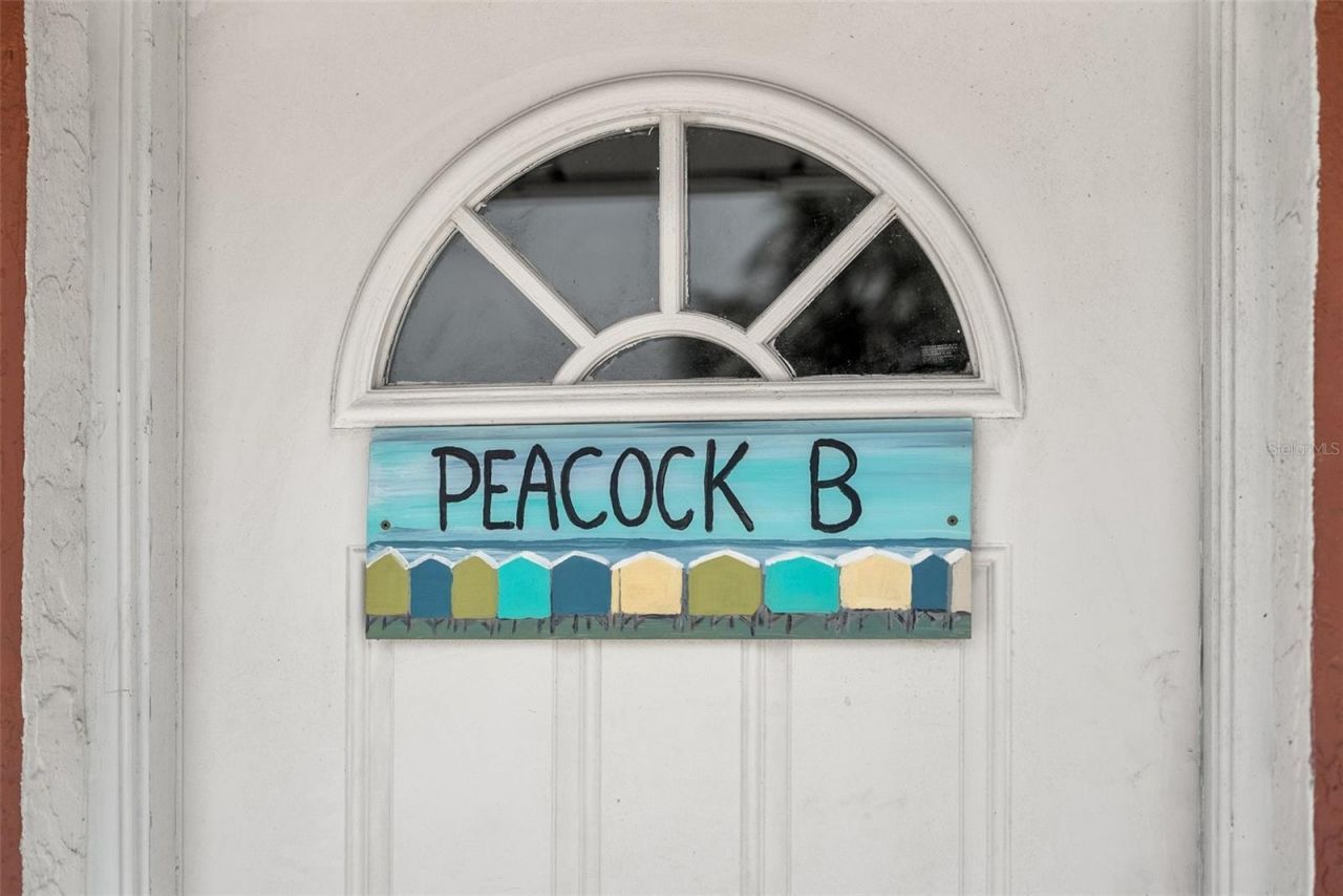 208 Peacock Lane, Holmes Beach, FL 34217 Photo
