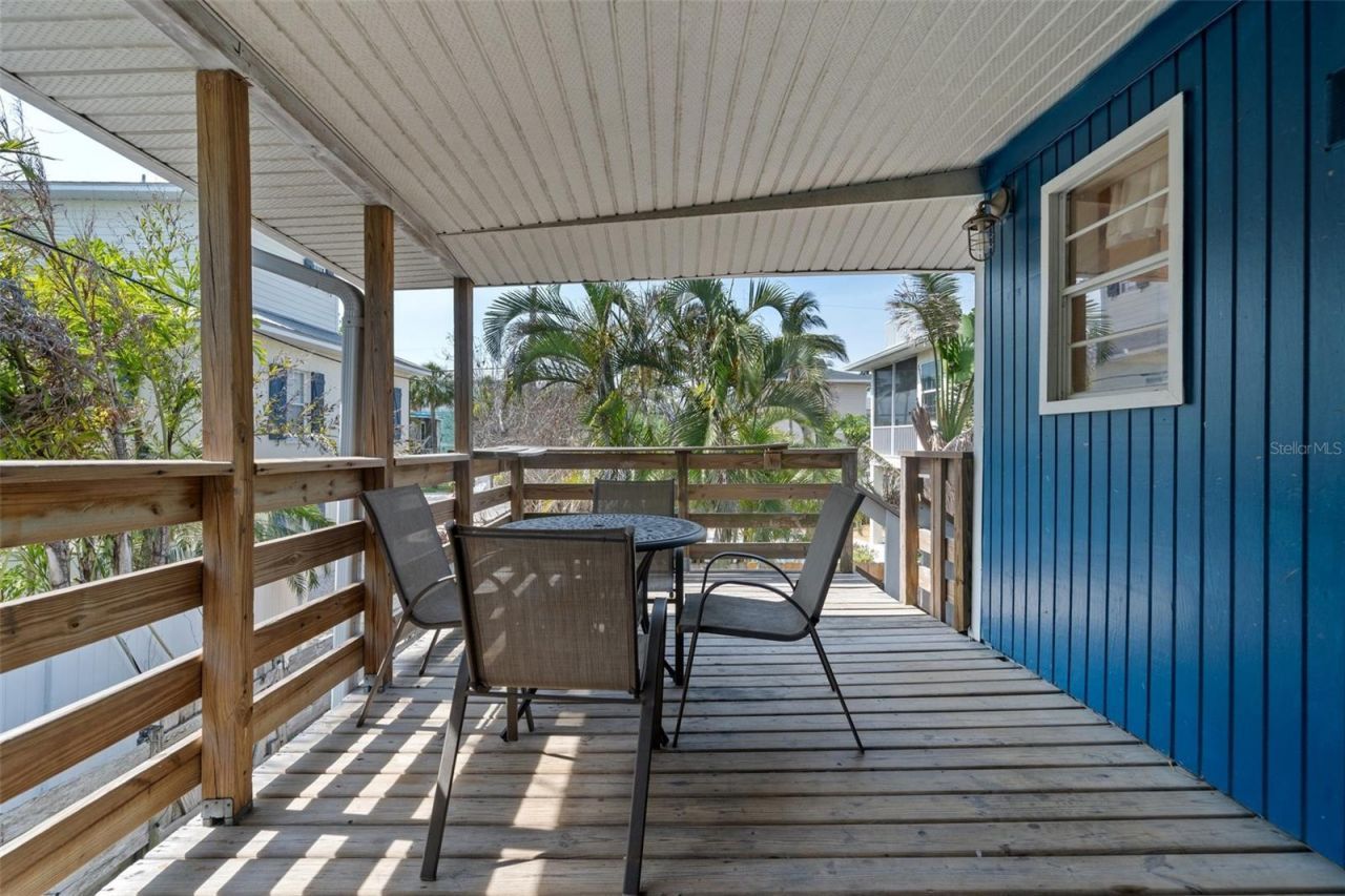 3018 Gulf Drive, Holmes Beach, FL 34217 Photo