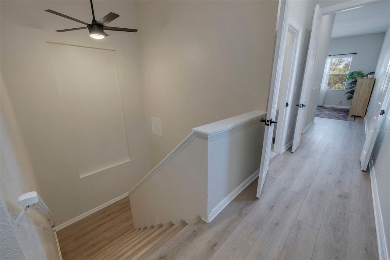 330 Lang Court N, Unit 1, Saint Petersburg, FL 33701 Photo