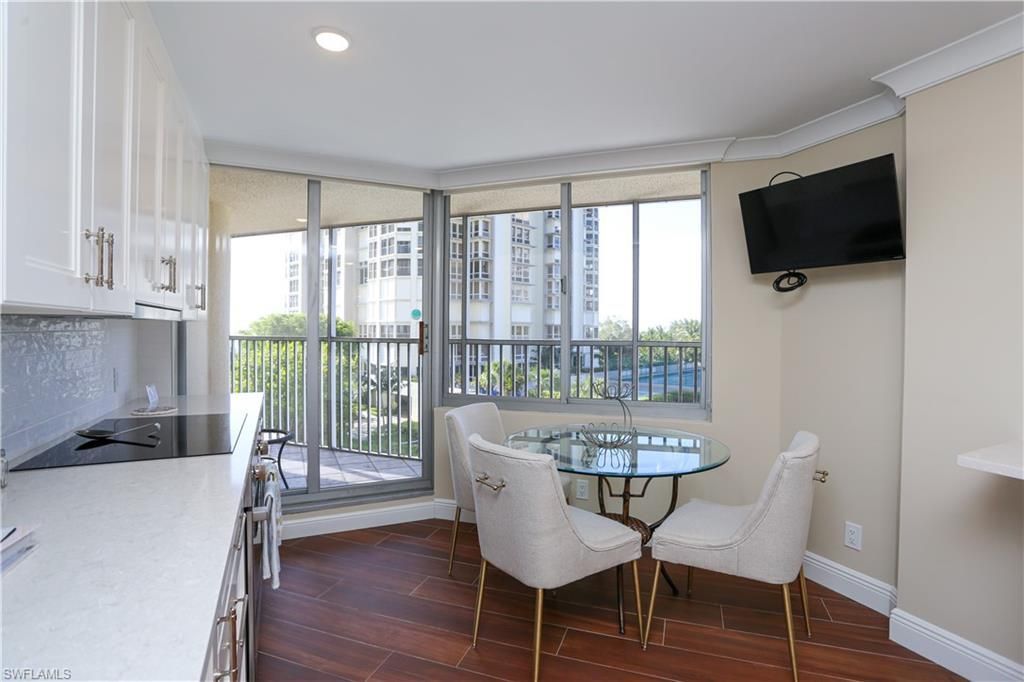 4041 Gulf Shore Blvd N, Unit 305, Naples, FL 34103 Photo