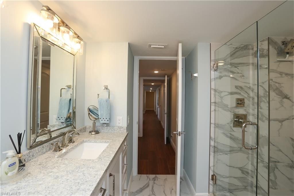 4041 Gulf Shore Blvd N, Unit 305, Naples, FL 34103 Photo