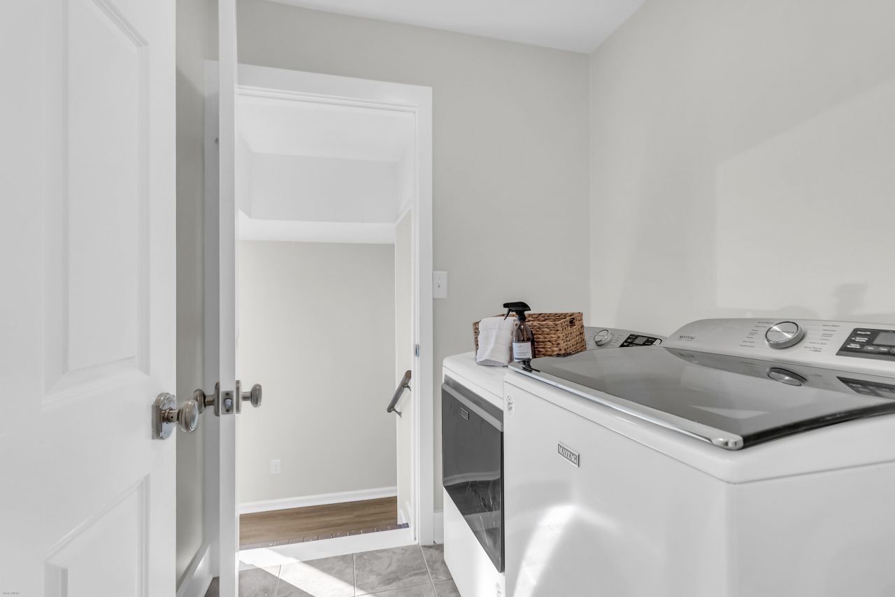 1416 Glencoe Drive Photo 17