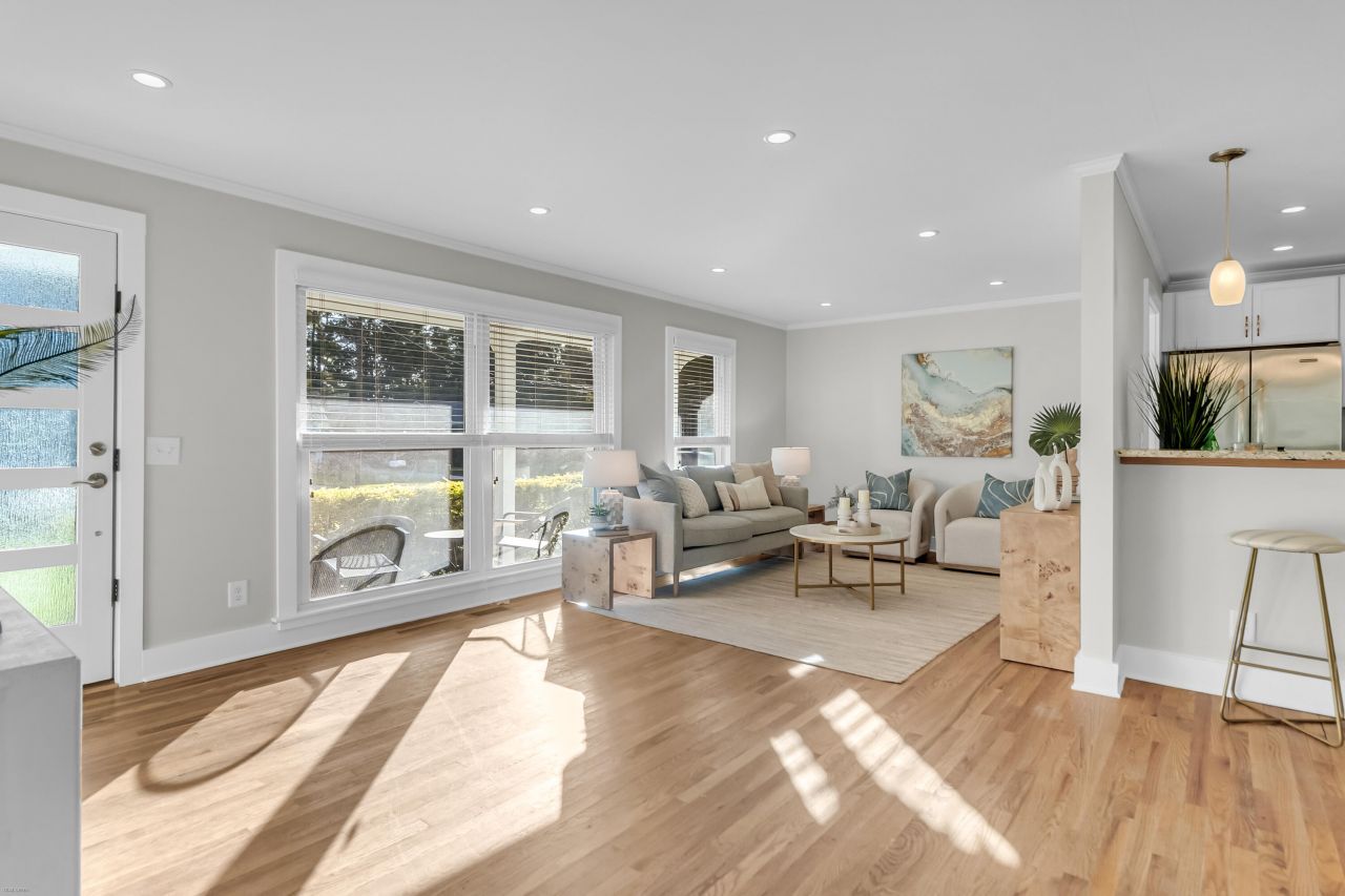 1416 Glencoe Drive Photo 6