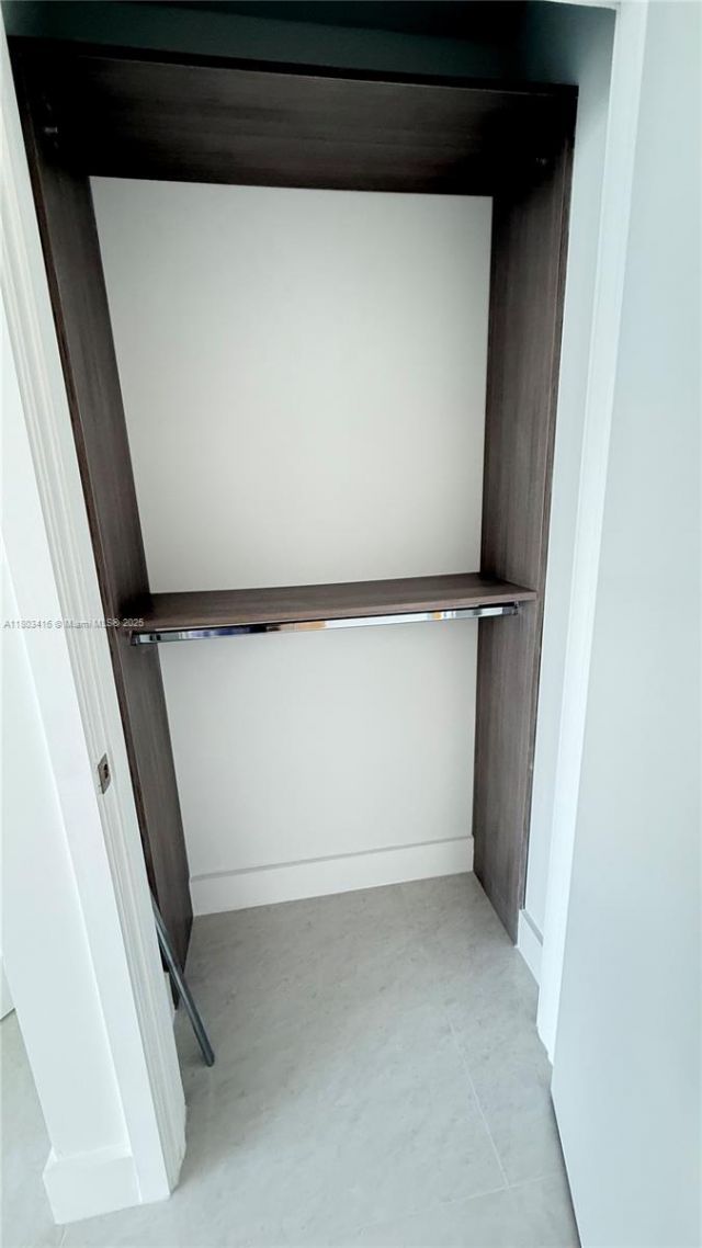 851 NE 1st Ave, Unit 3700, Miami, FL 33132 Photo