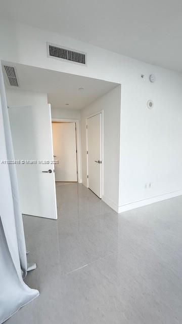 851 NE 1st Ave, Unit 3700, Miami, FL 33132 Photo