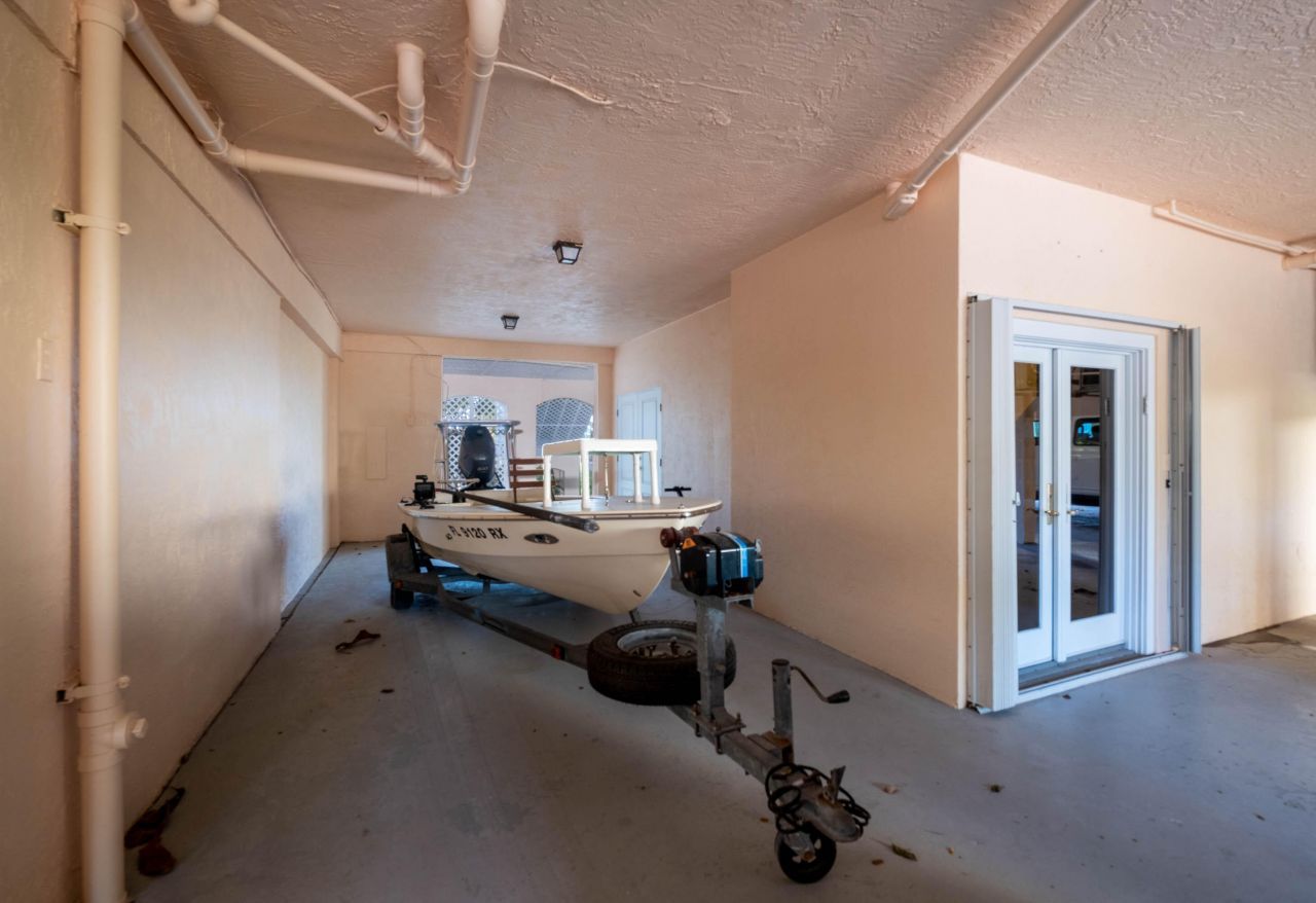 81250 Overseas Highway, Unit 2, Islamorada, FL 33036 Photo