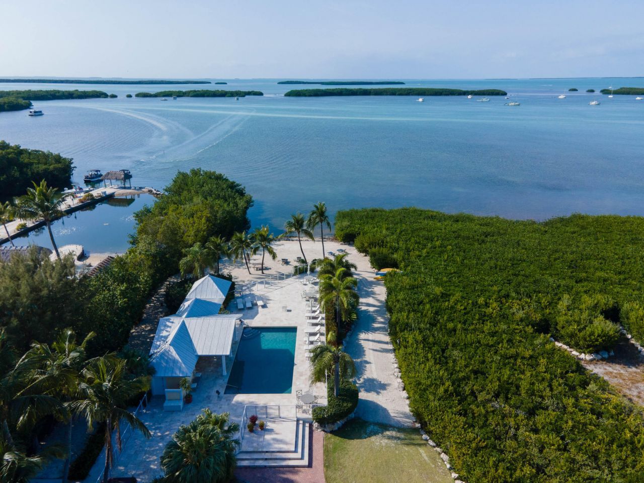 81250 Overseas Highway, Unit 2, Islamorada, FL 33036 Photo