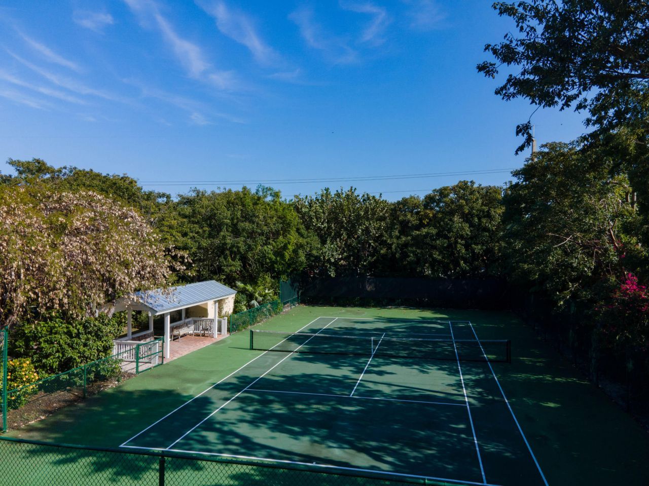 81250 Overseas Highway, Unit 2, Islamorada, FL 33036 Photo