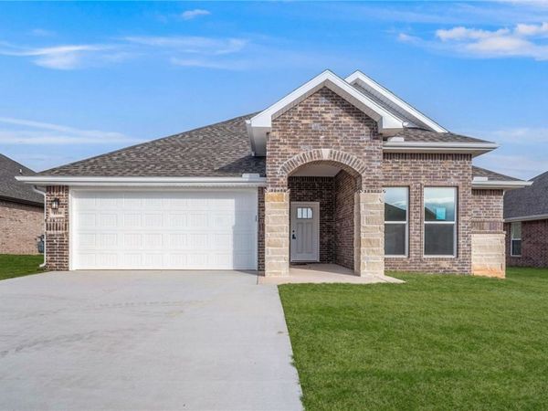 1100 Ari Avenue, Centerton, AR 72719