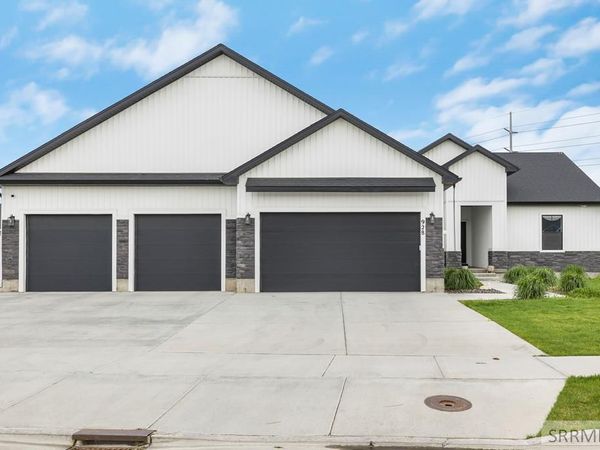 928 N Greenwillow Lane, AMMON, ID 83401