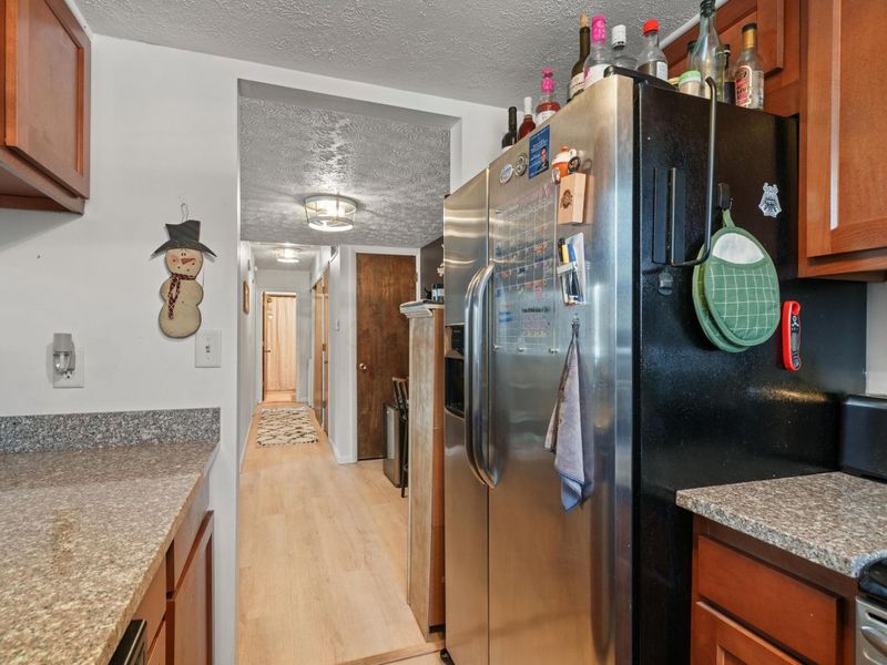 2424 Ravenel Drive, Columbus, OH 43209 Photo 13