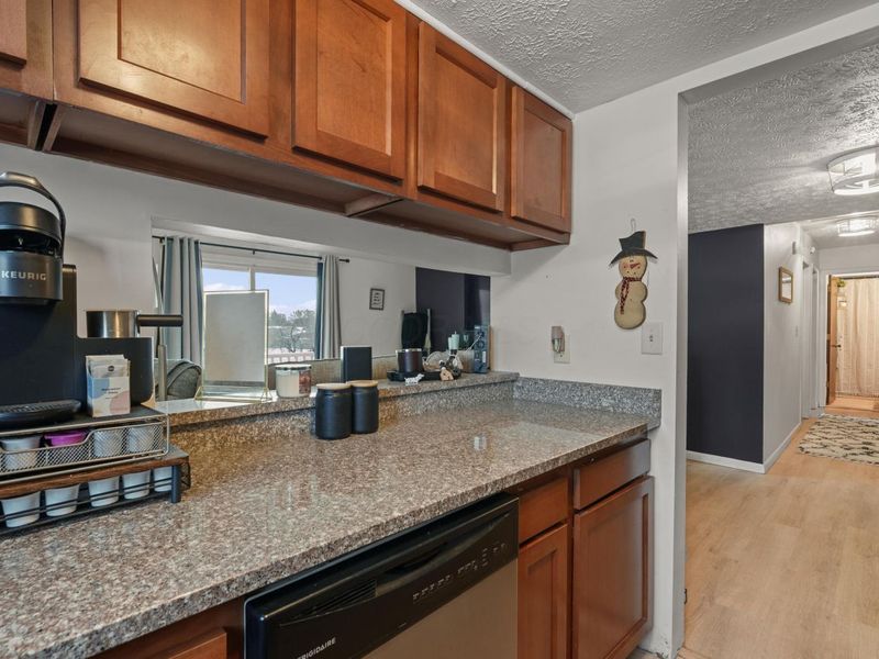 2424 Ravenel Drive, Columbus, OH 43209 Photo 14