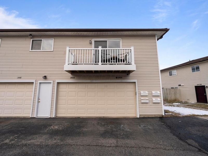 2424 Ravenel Drive, Columbus, OH 43209 Photo 2