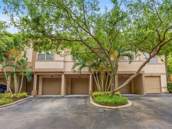 821 NORMANDY TRACE ROAD, Unit 821, TAMPA, FL 33602