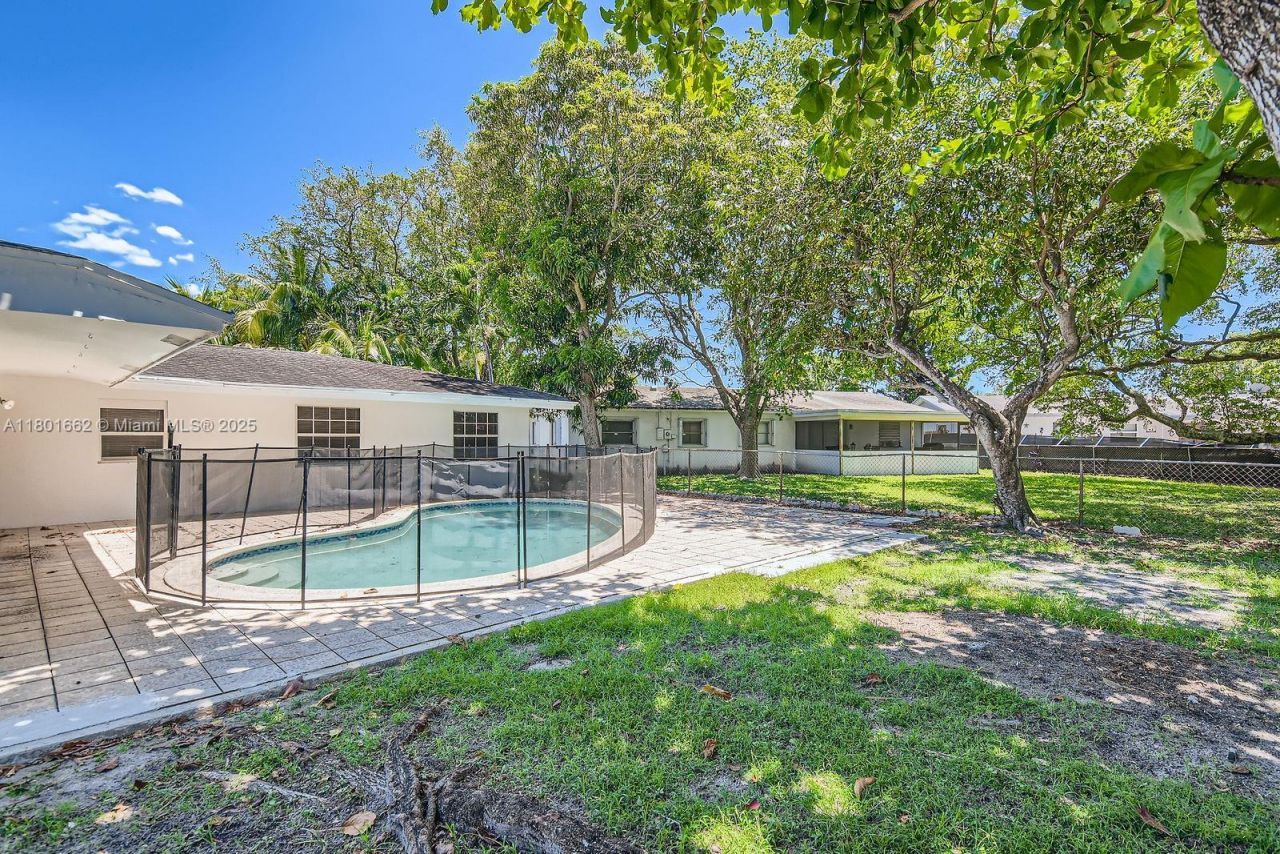 6714 Boulevard Of Champions, North Lauderdale, FL 33068 Photo