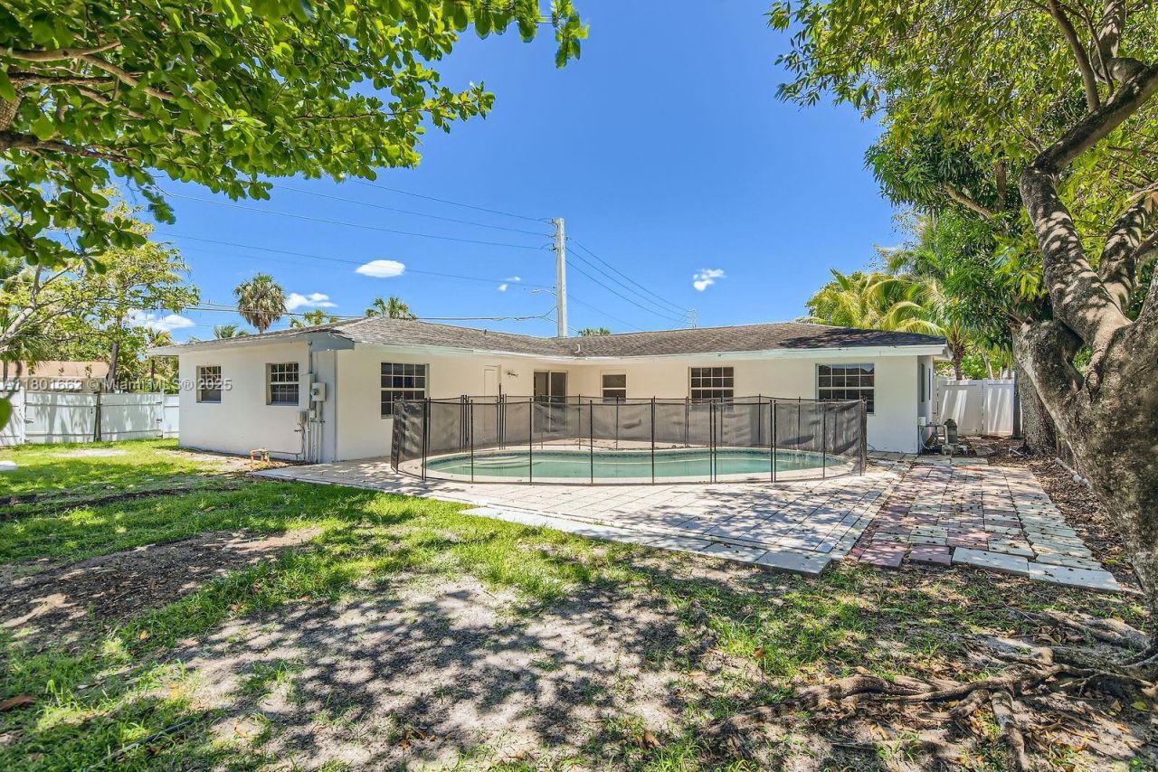 6714 Boulevard Of Champions, North Lauderdale, FL 33068 Photo