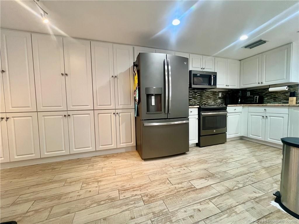 3880 N Highway A1a, Unit 604, Hutchinson Island, FL 34949 Photo