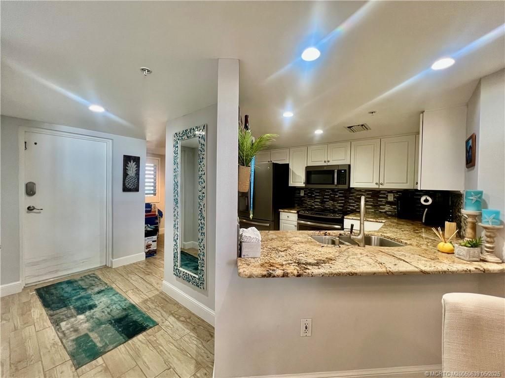 3880 N Highway A1a, Unit 604, Hutchinson Island, FL 34949 Photo