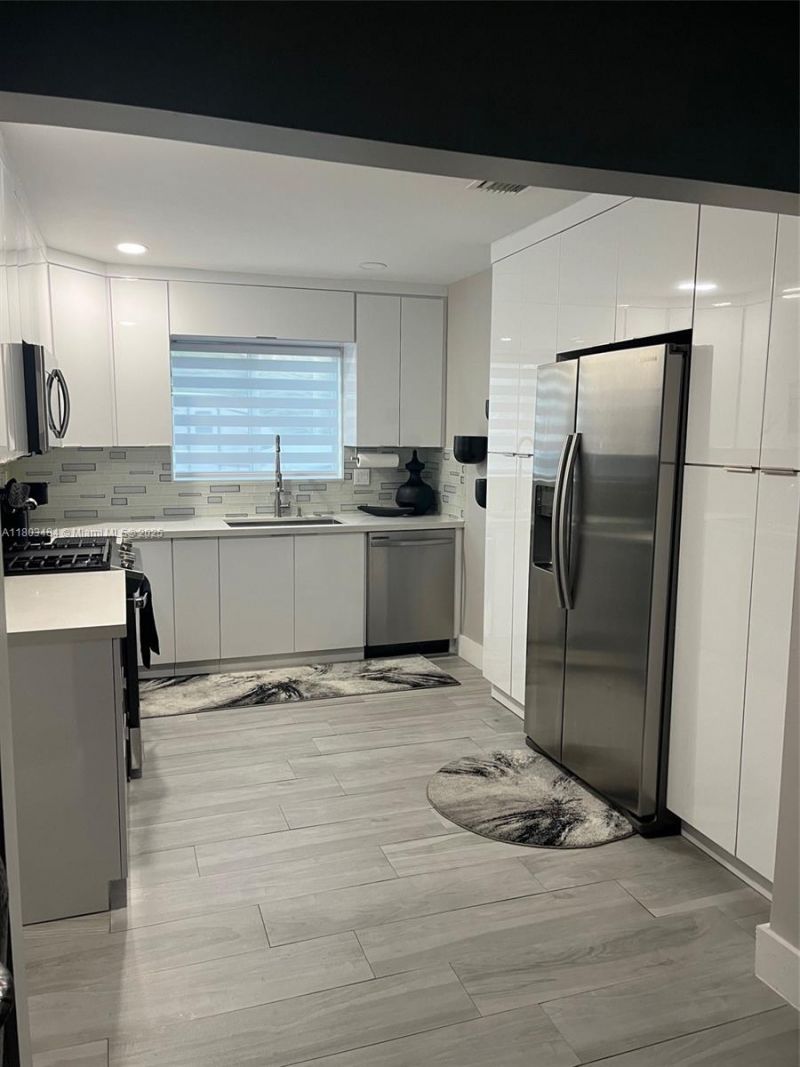 3195 W 10th Ave, Hialeah, FL 33012 Photo