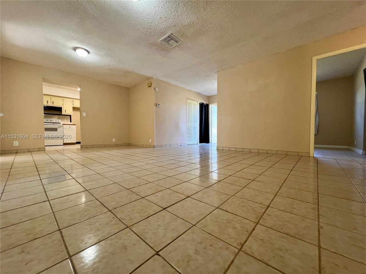 6990 SW 1st St, Margate, FL 33068 Photo