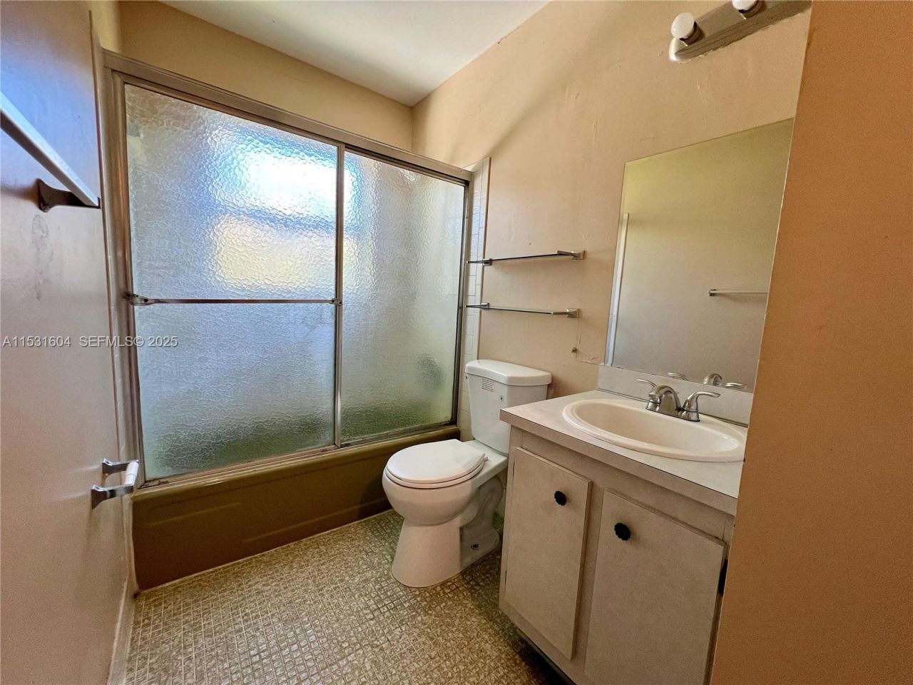 6990 SW 1st St, Margate, FL 33068 Photo