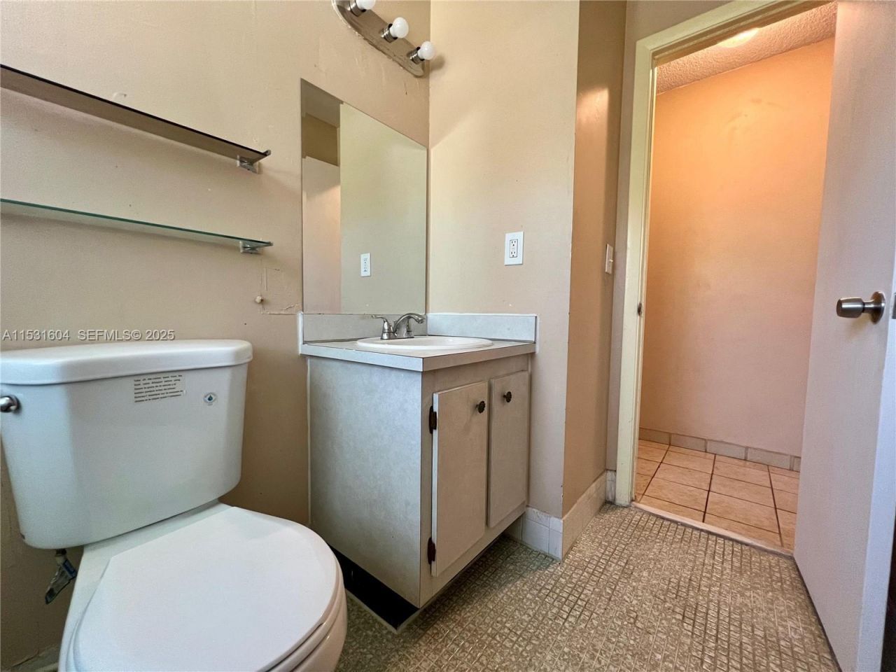 6990 SW 1st St, Margate, FL 33068 Photo