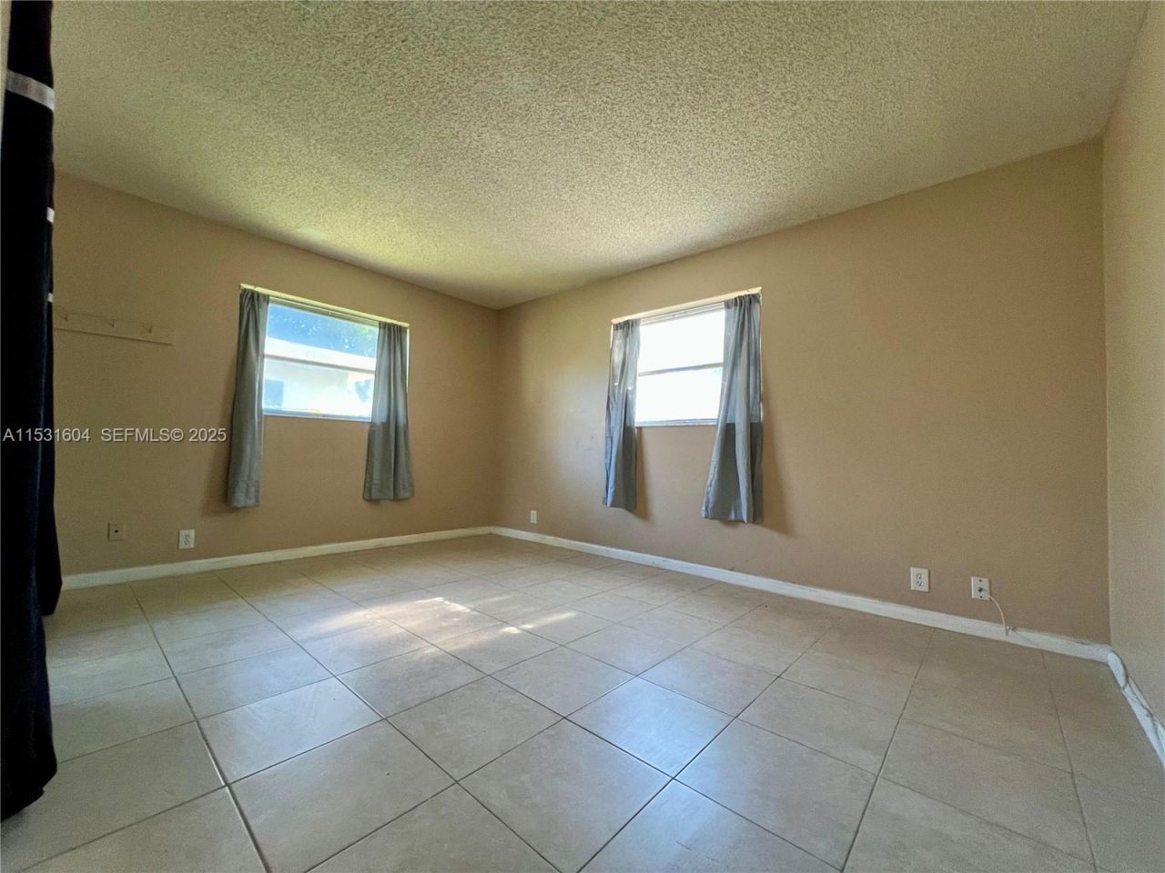 6990 SW 1st St, Margate, FL 33068 Photo