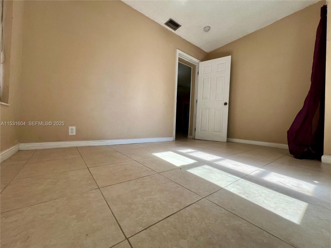 6990 SW 1st St, Margate, FL 33068 Photo