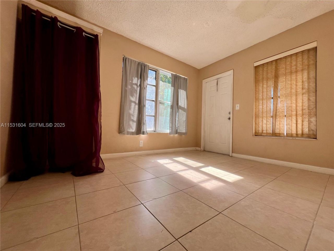 6990 SW 1st St, Margate, FL 33068 Photo