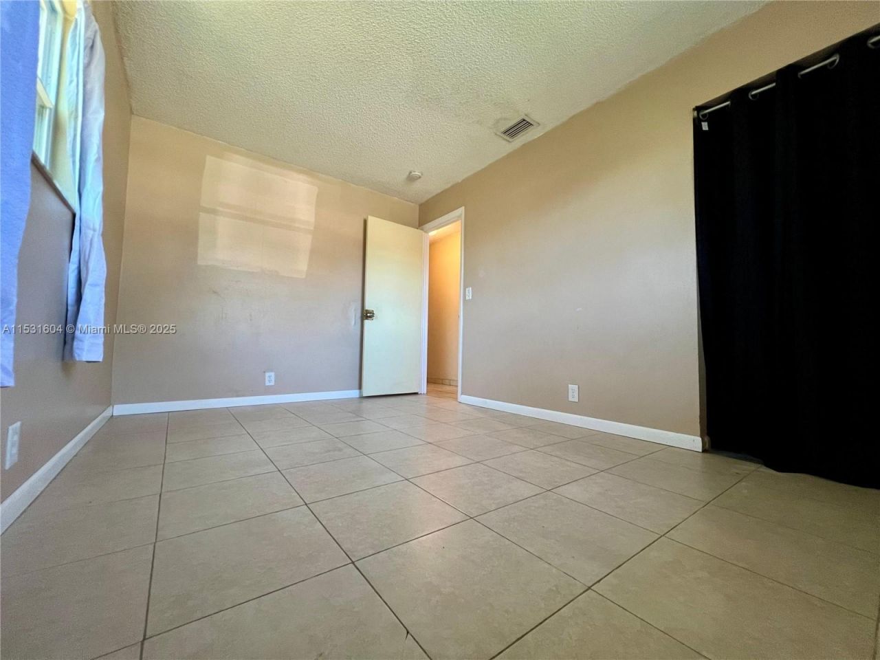 6990 SW 1st St, Margate, FL 33068 Photo