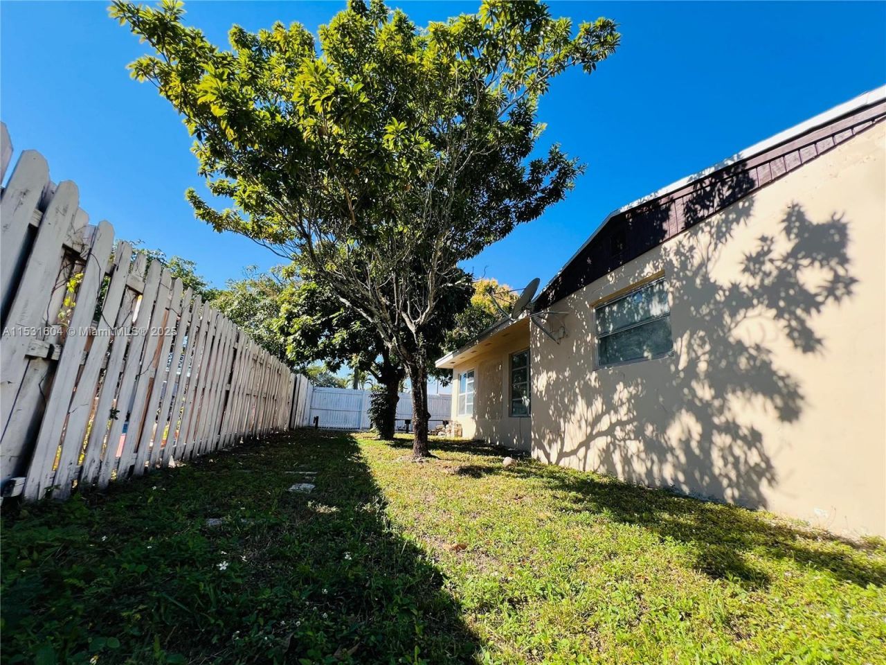 6990 SW 1st St, Margate, FL 33068 Photo