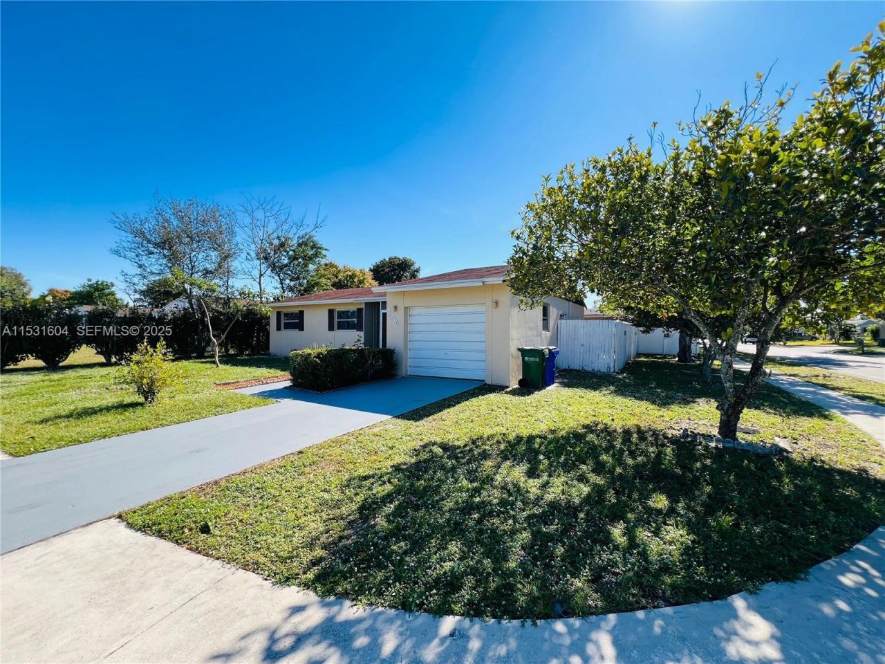 6990 SW 1st St, Margate, FL 33068 Photo