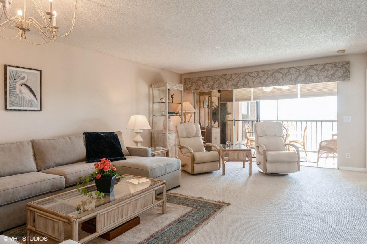 275 Palm Avenue, Unit B403, Jupiter, FL 33477 Photo