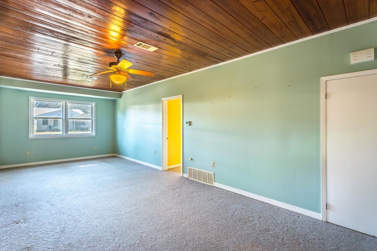 253 Prado Street, Apalachicola, FL 32320 Photo