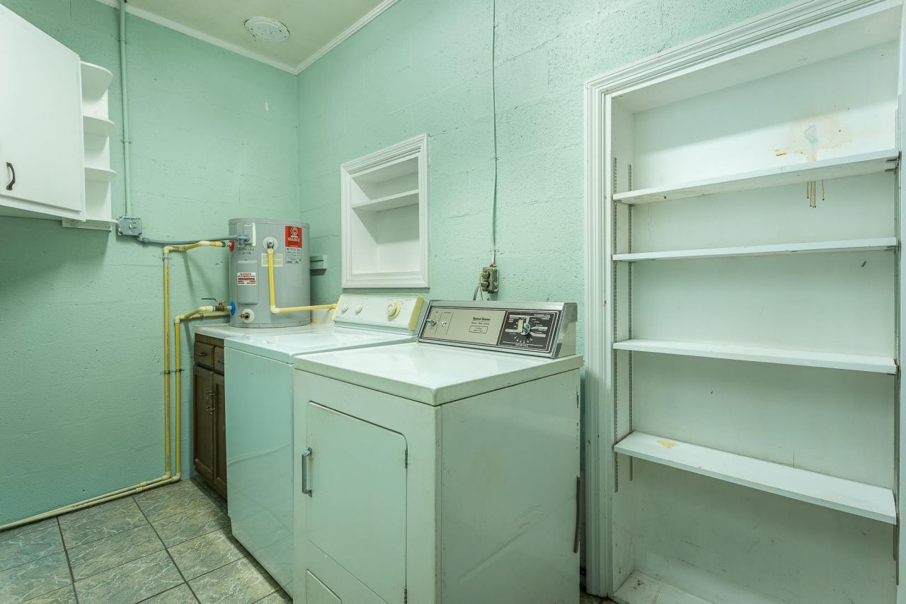 253 Prado Street, Apalachicola, FL 32320 Photo