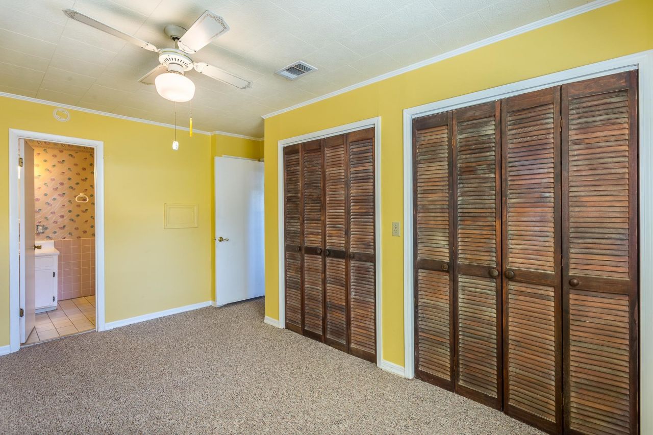 253 Prado Street, Apalachicola, FL 32320 Photo