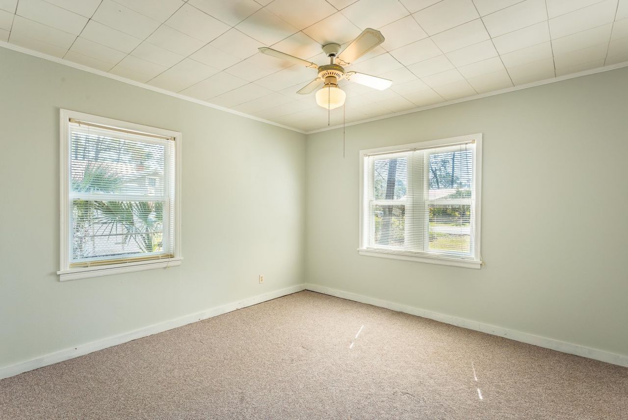 253 Prado Street, Apalachicola, FL 32320 Photo