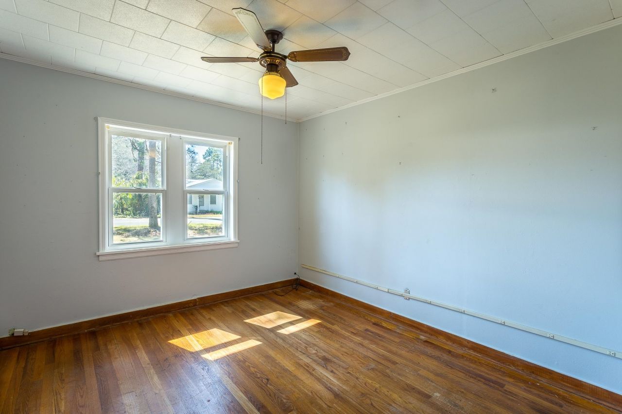 253 Prado Street, Apalachicola, FL 32320 Photo