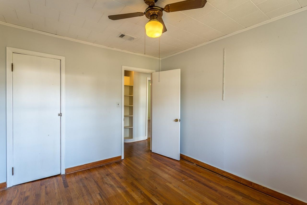 253 Prado Street, Apalachicola, FL 32320 Photo