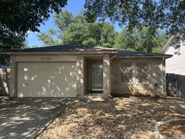 15558 Knollmeadow, San Antonio, TX 78247