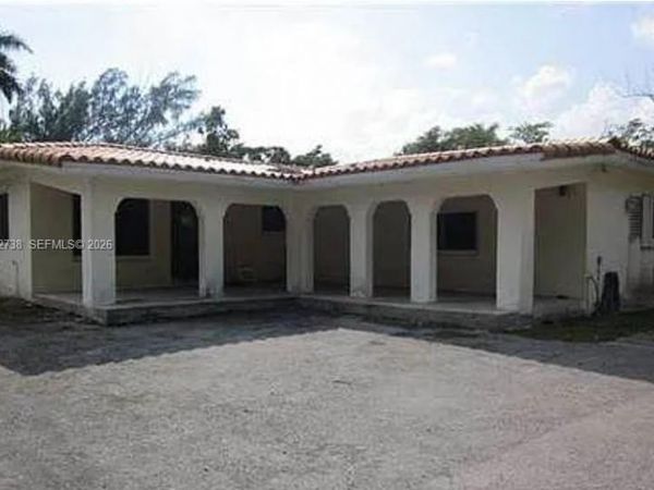 1860 NW 107th St, Miami, FL 33167