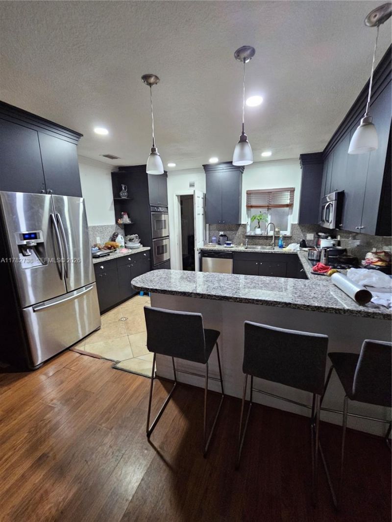 1860 NW 107th St, Miami, FL 33167 Photo