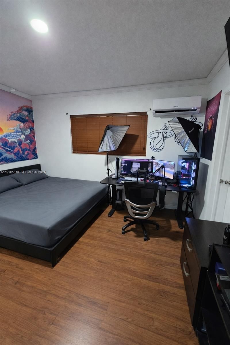 1860 NW 107th St, Miami, FL 33167 Photo