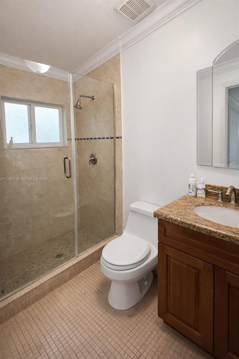 1860 NW 107th St, Miami, FL 33167 Photo