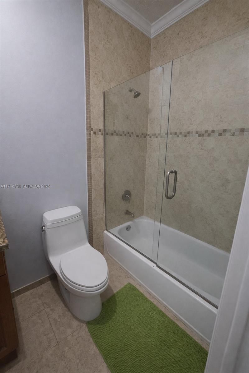 1860 NW 107th St, Miami, FL 33167 Photo